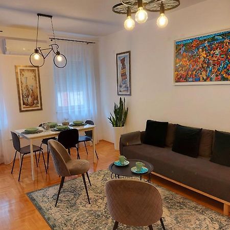 Ema Central Apartment 2 Novi Sad Eksteriør bilde