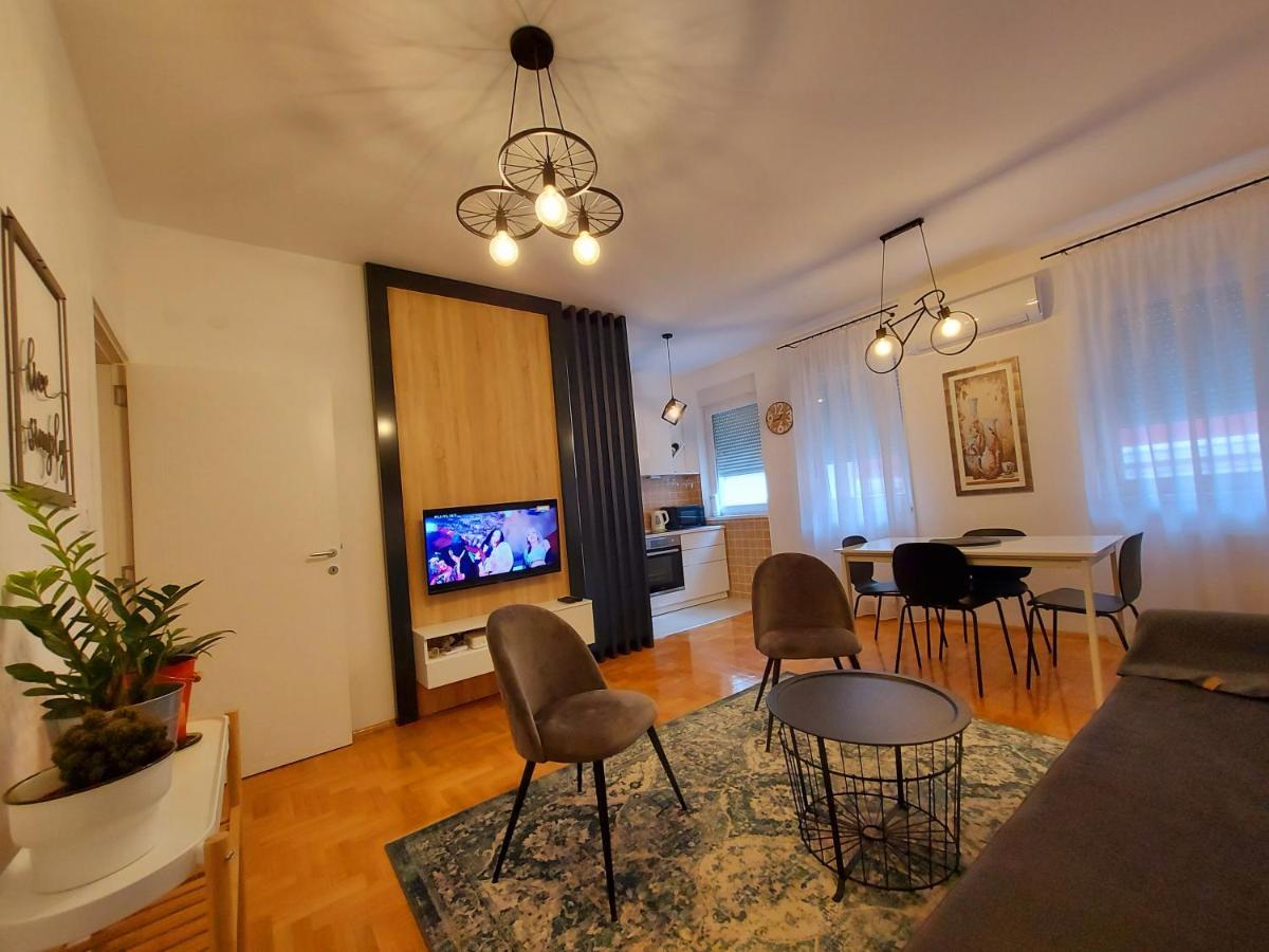 Ema Central Apartment 2 Novi Sad Eksteriør bilde