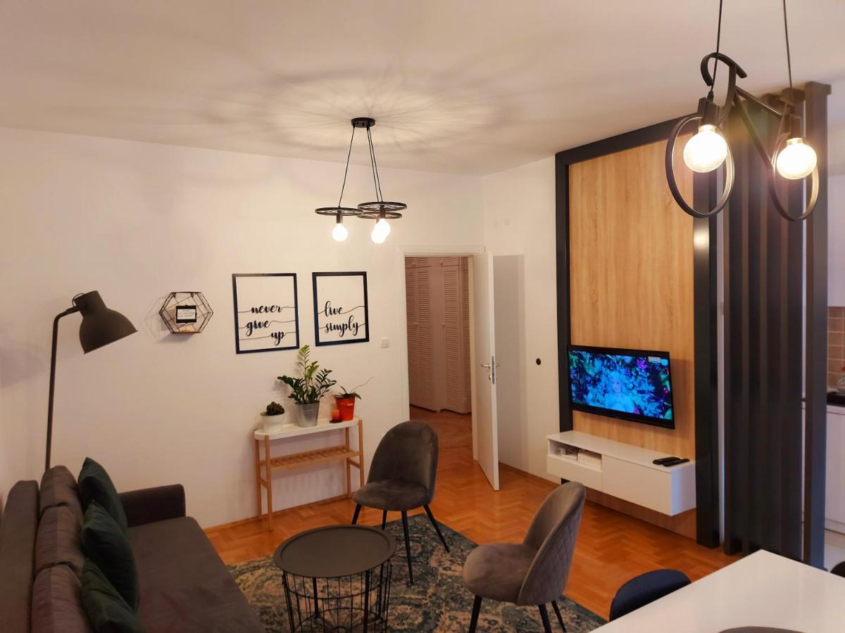 Ema Central Apartment 2 Novi Sad Eksteriør bilde